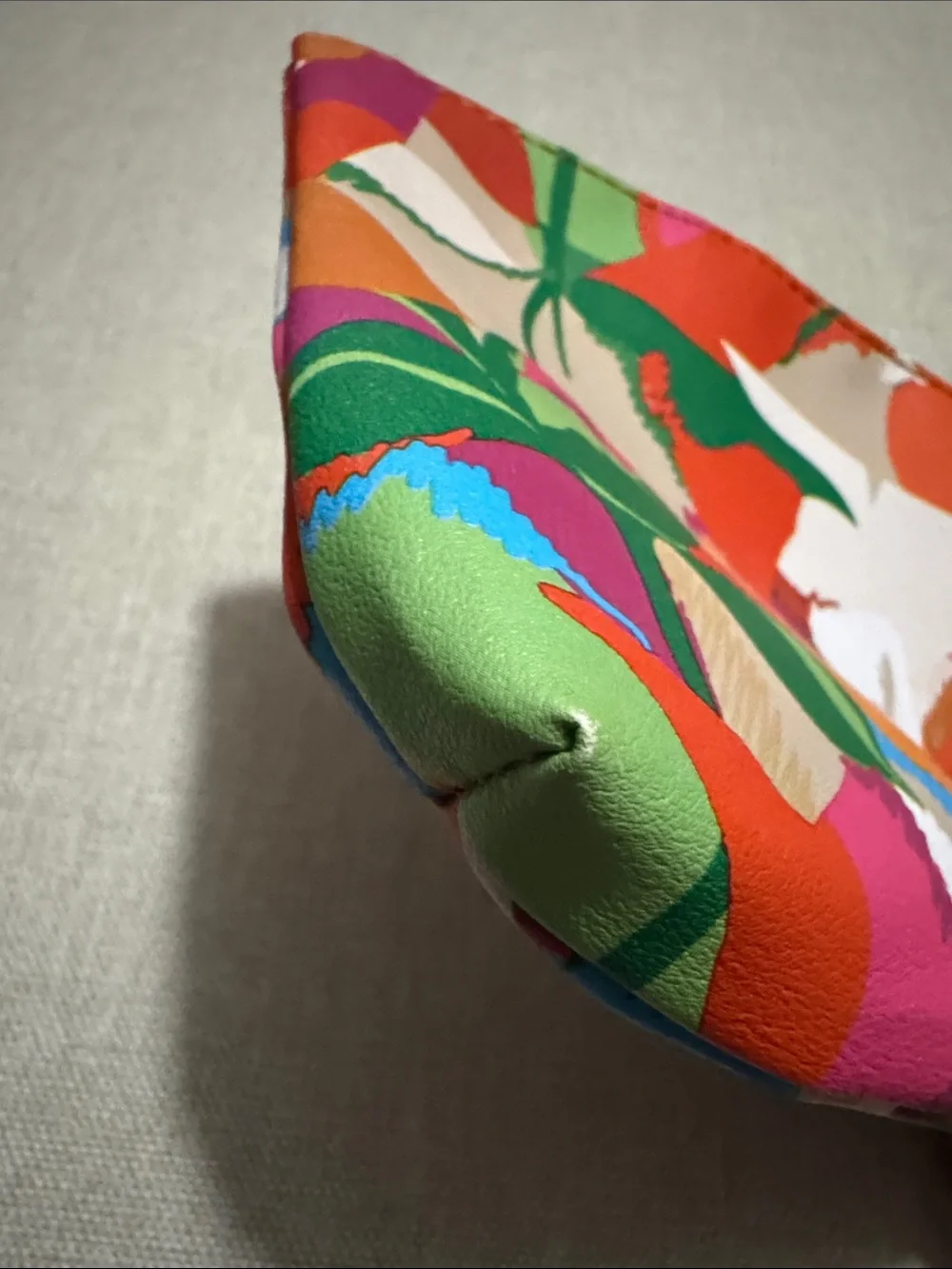 EUC Ipsy Makeup Bag/Pouch-ZipTop-Abstract Floral-Orange/Green/Pink